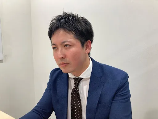 佐藤さん インタビュー風景